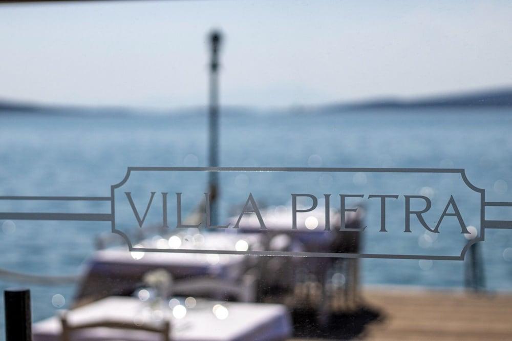 Villa Pietra Butik Otel Айвалык Экстерьер фото